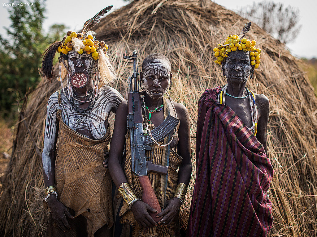 The day I met the Mursi tribe in Ethiopia
                            